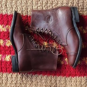 Grand Prix Paddock Boots Size 7 Leather   Made In Canada New Condition